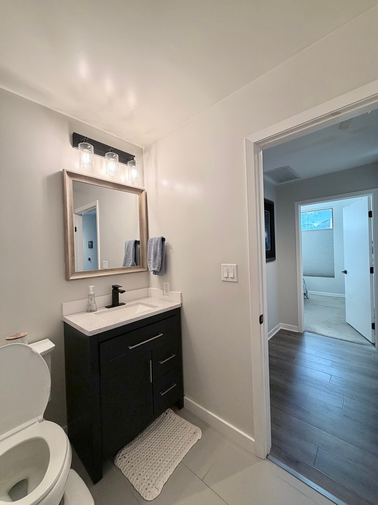 Building Photo - 1150 J St