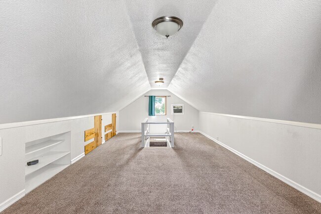 Building Photo - 1414 NE 109th Ave