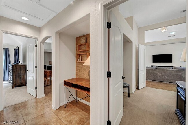 Building Photo - 1405 Sunblush Ln