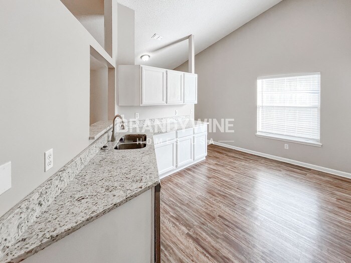 Building Photo - 439 Moby Dick Dr N