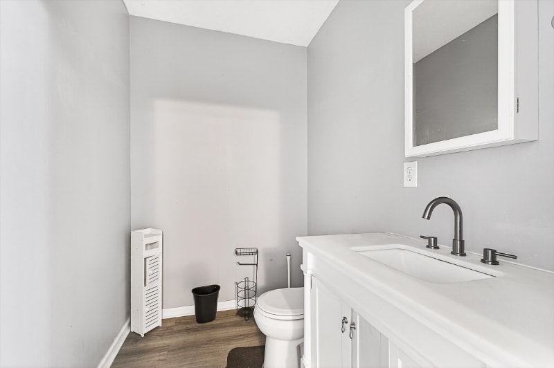 Building Photo - 2640 Guilford Ave