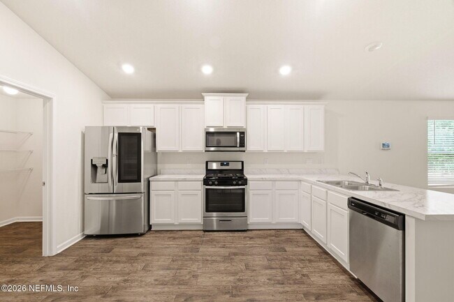 Building Photo - 89 Logrono Ct