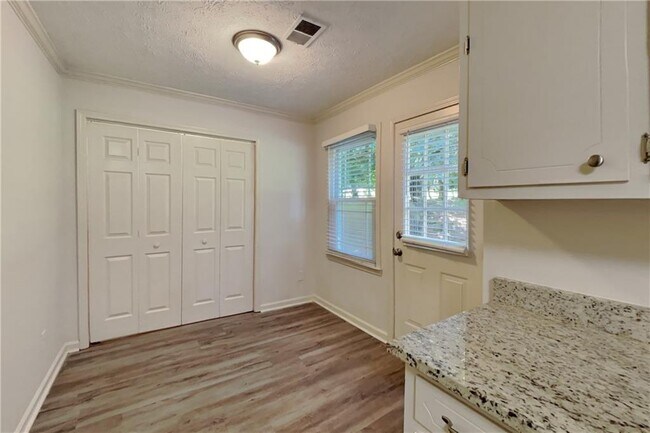 Building Photo - 2791 Whippoorwill Cir NW