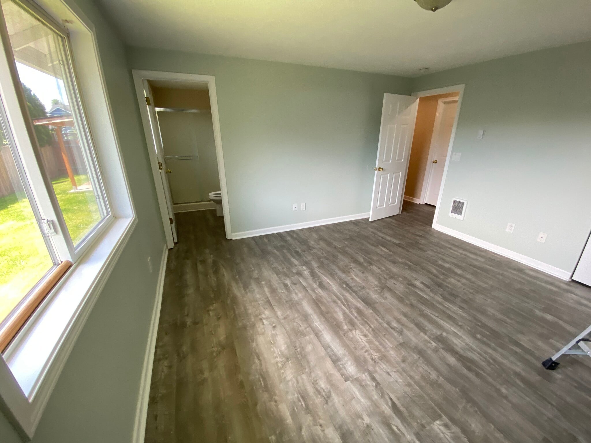 Building Photo - 15807 NE 86th Cir