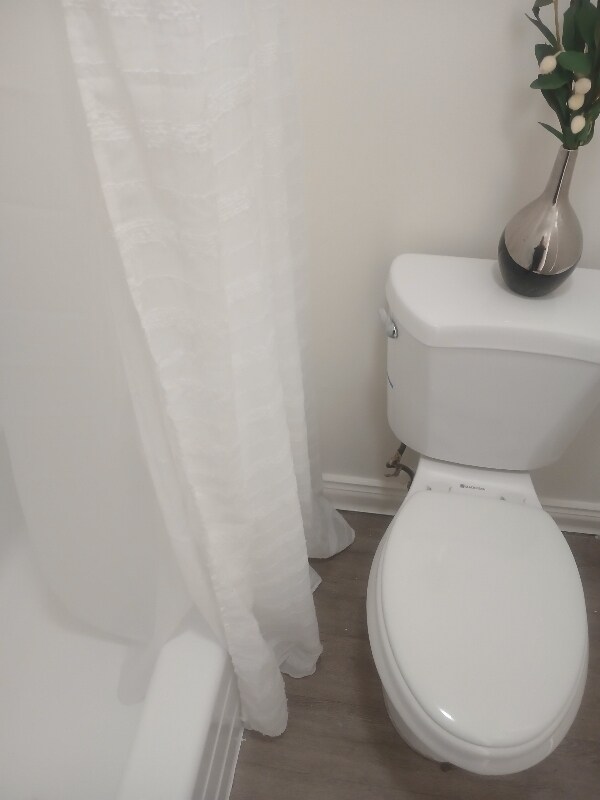 Building Photo - 27273 Camp Plenty Rd