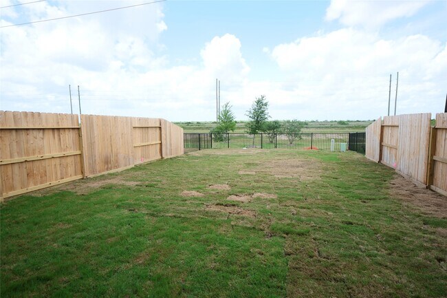 Building Photo - 5110 Pr Ter Ln