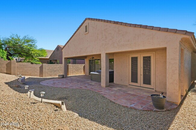 Building Photo - 7606 E Via Del Sol Dr