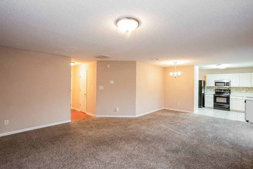 Building Photo - 10520 Pickerel Ln