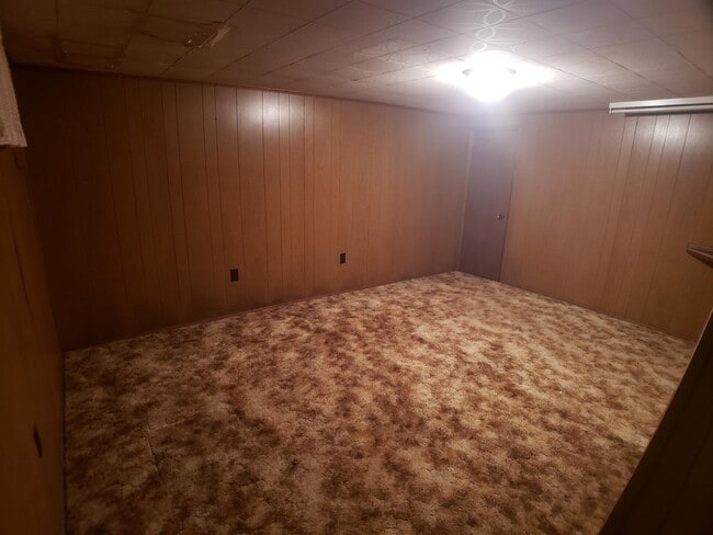 Building Photo - 1018 Summit St