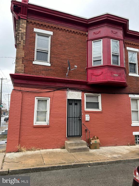 Building Photo - 6140 Vine St