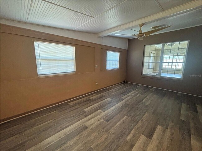 Building Photo - 536 Marion Oaks Golf Rd