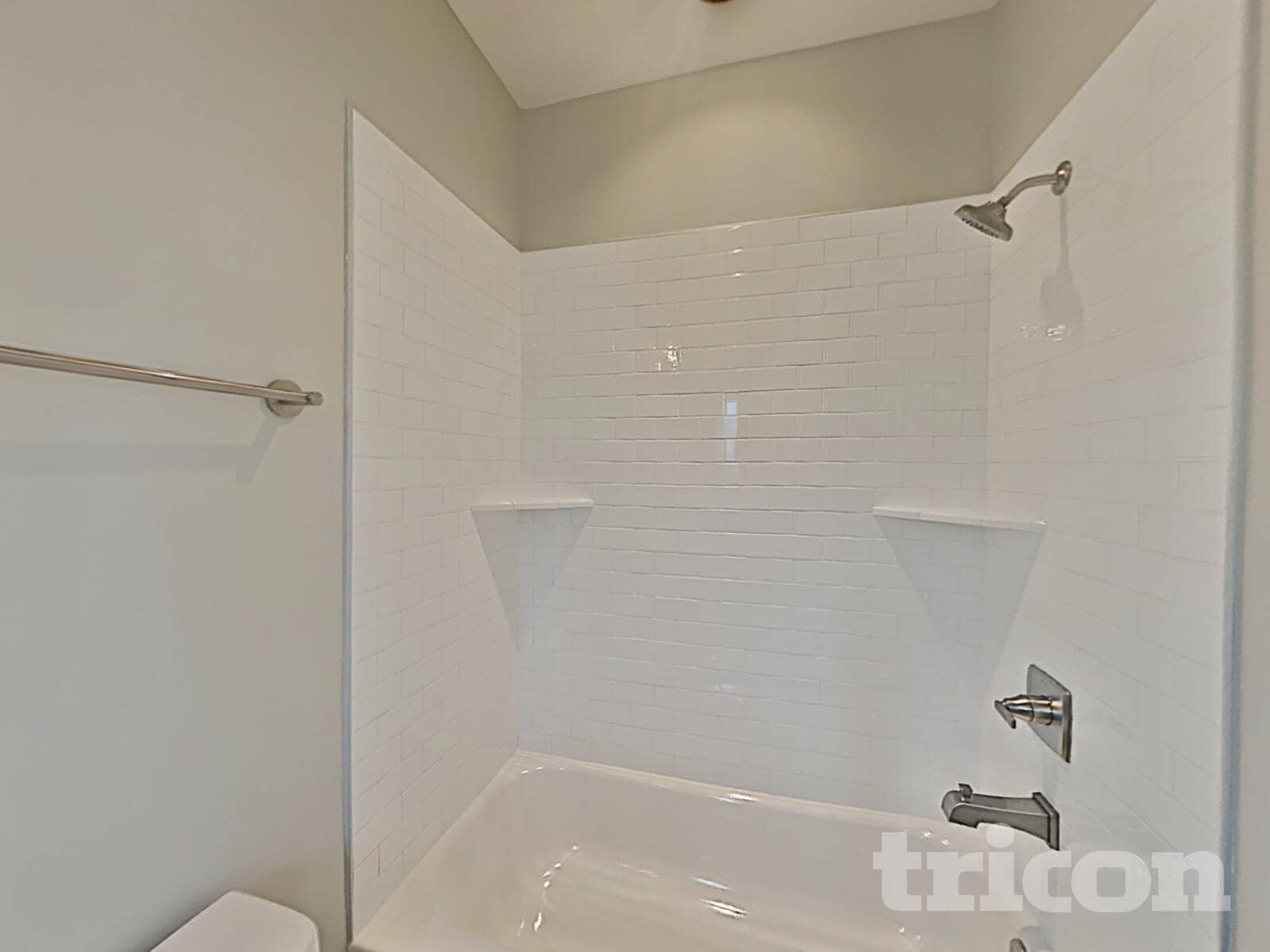 Building Photo - 1244 Hillwood Private Cove