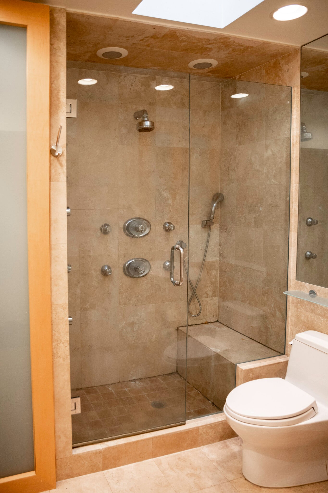 Building Photo - 1810 N Fremont St