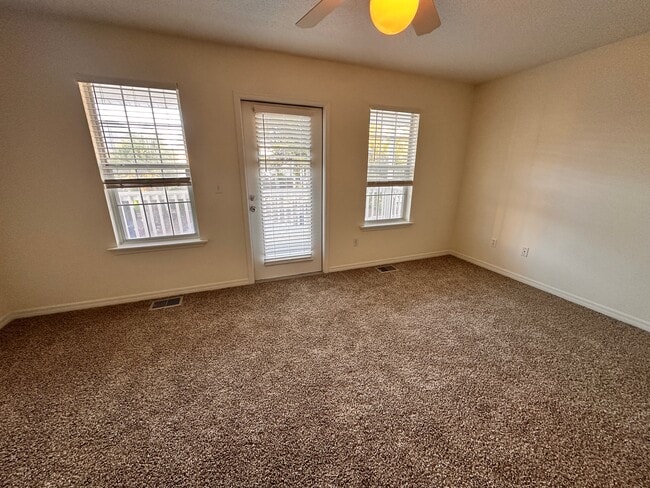 Building Photo - 186 Redfish Cir