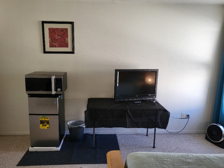 Building Photo - 4747 Spanish Sun Ave NE