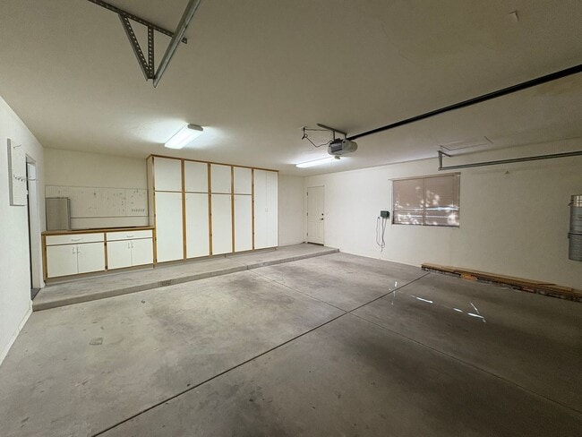 Building Photo - 85 Alta Vista Dr