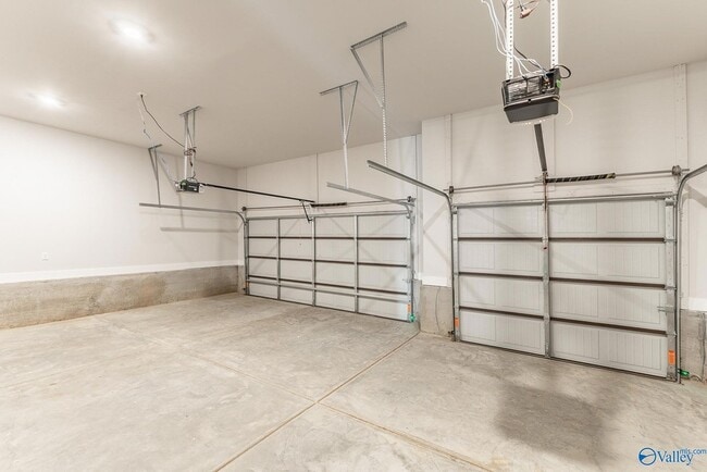 Building Photo - 217 John Clift Cir