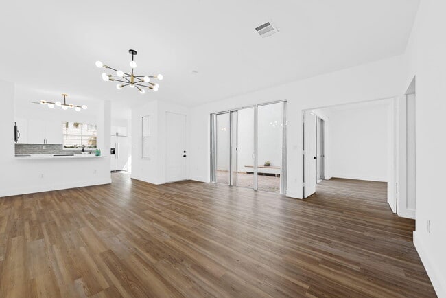 Building Photo - 1551 Seagrape Way