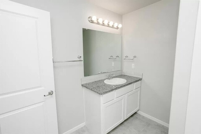 Building Photo - Cooper Schools/ Southeast Corridor/New Construction/ Half Off First Full Month's rent