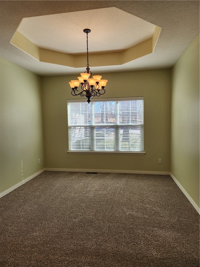 Building Photo - 4 Upwell Ln