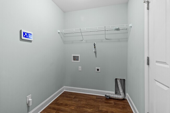 Building Photo - 100 Catfish Ct