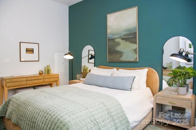 Building Photo - 9132 Senator Royall Dr