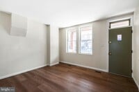 Building Photo - 613 N Scott St