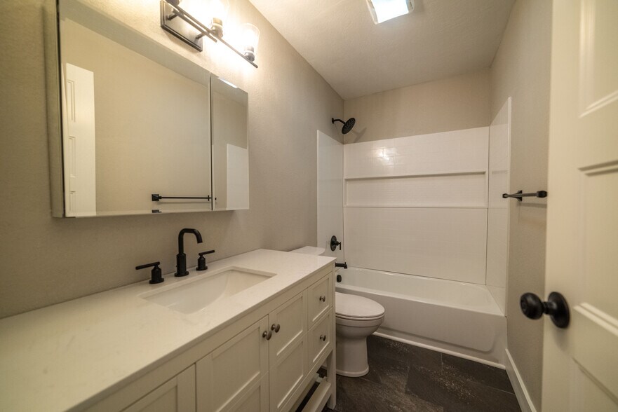 Building Photo - 269 S Montgomery St