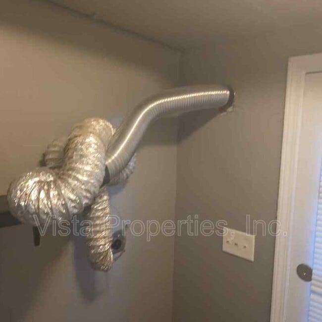 Building Photo - 1622 Haskin Ave