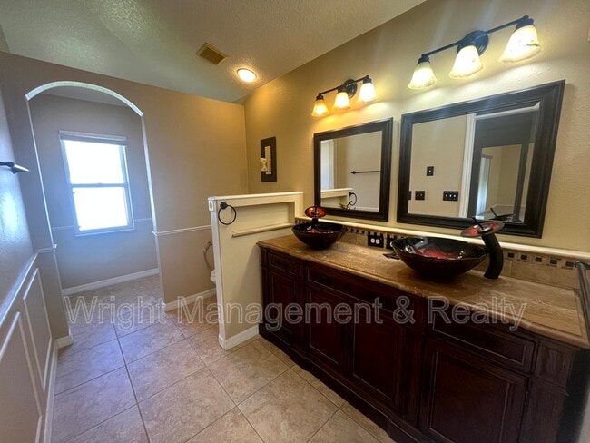 Building Photo - 29731 Morwen Pl
