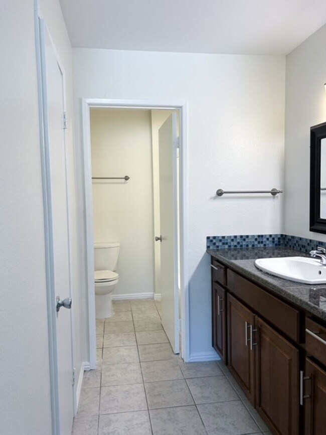 Building Photo - 3 Bedroom + 2.5 Bathroom Condo | Ralston Village Community | Ventura | Unfurnished