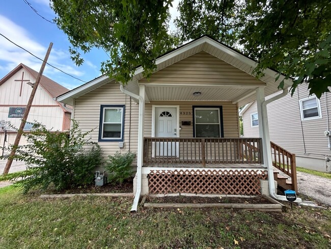 Primary Photo - 3 bedroom with fenced in yard