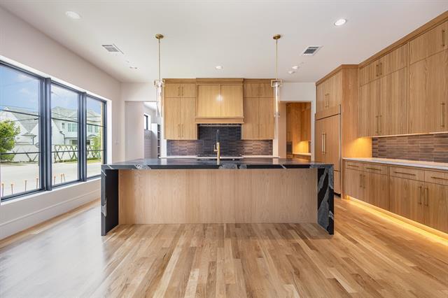 Building Photo - 4203 Normandy Ave
