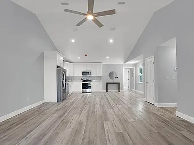 Building Photo - 104 Oleander Cir