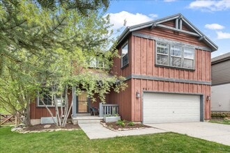 Building Photo - Great Trailside Family Home