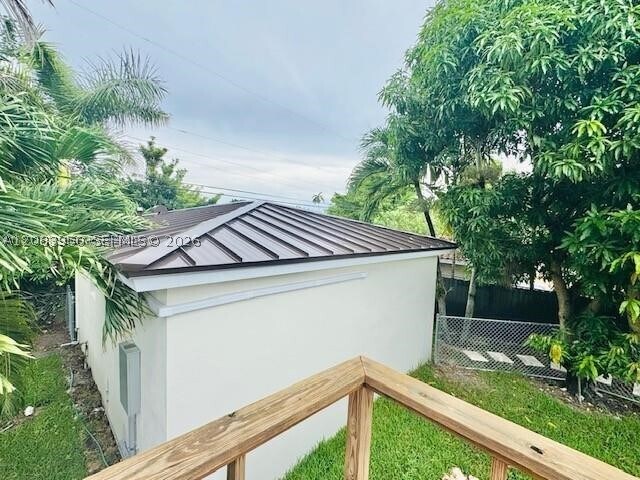 Building Photo - 3300 SW 80th Ave