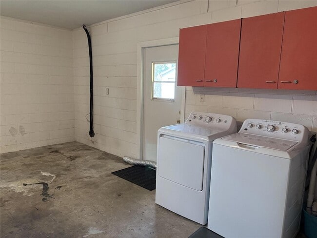 Building Photo - 1008 Lady Guinevere Dr