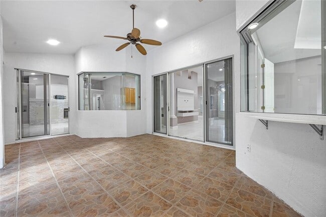Building Photo - 571 Masalo Pl