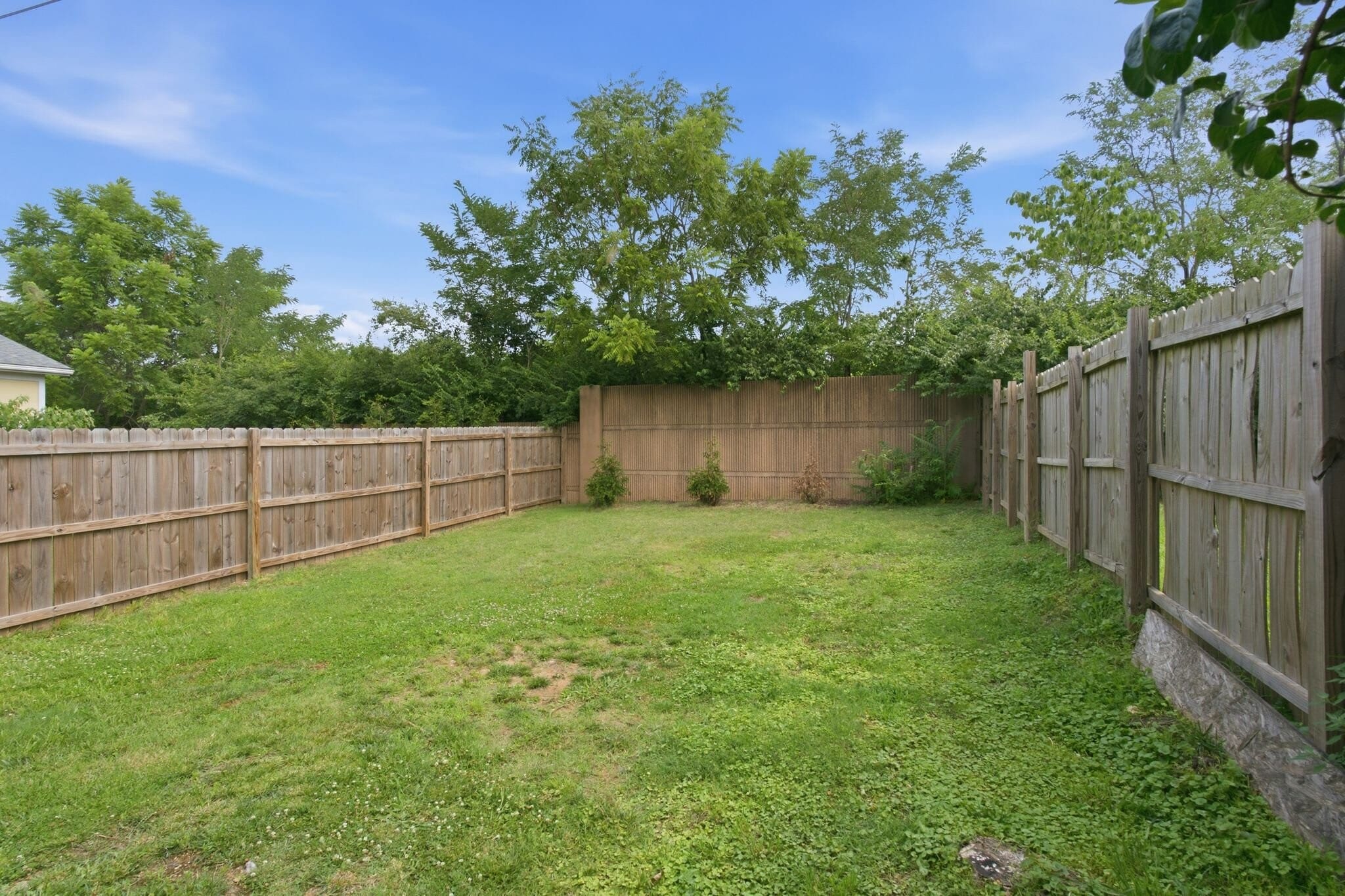 Building Photo - 2712 Sharondale Ct