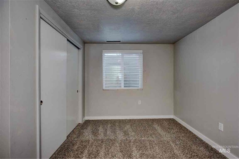 Building Photo - 5603 Centerbrook Dr