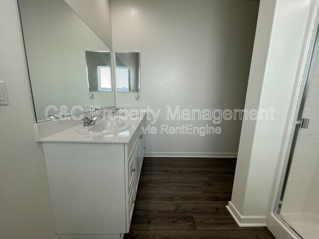Building Photo - 28432 Abbey Ln