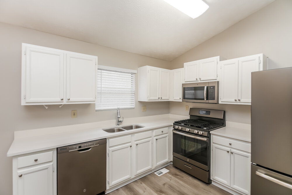 Building Photo - 6018 Valley Trails Ct