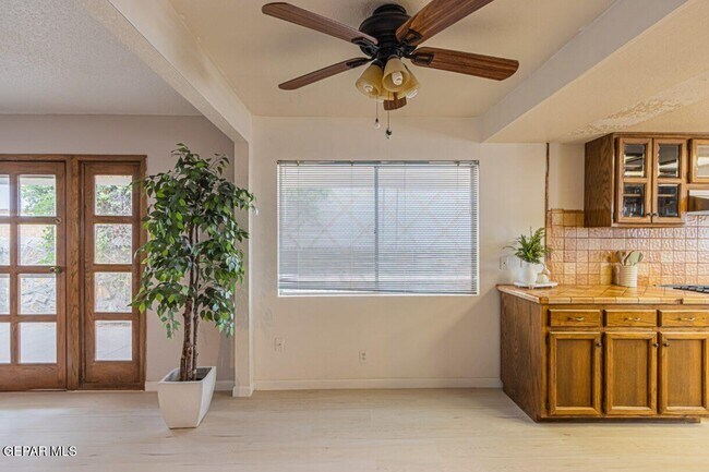 Building Photo - 2425 Anise Dr