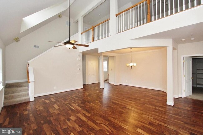 Building Photo - 13882 Greendale Dr