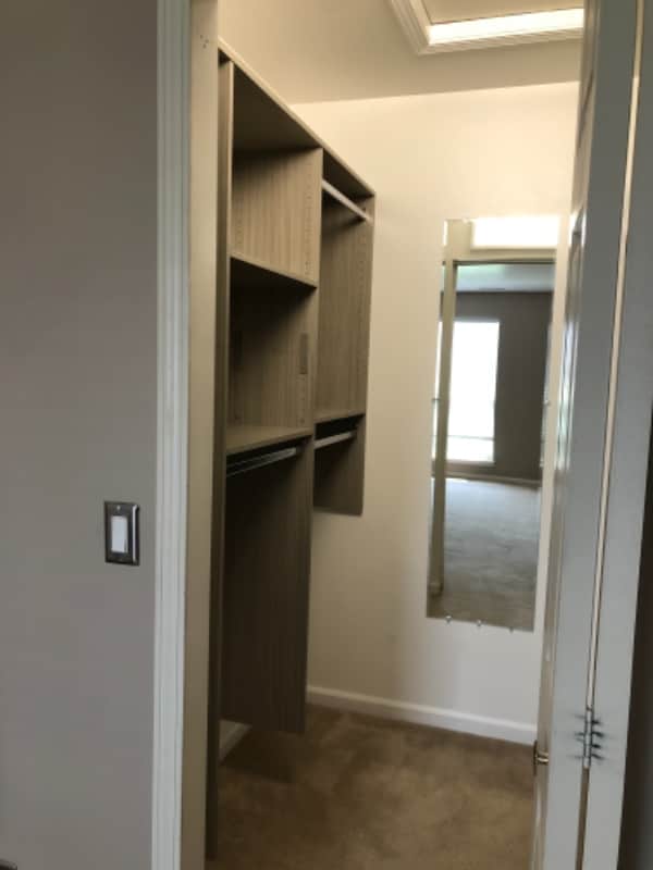 Building Photo - 51761 Adler Park Dr W