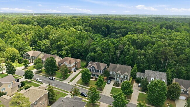 Building Photo - Welcome Home to 8626 Sagekirk Ct