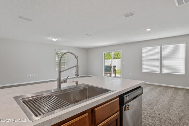 Building Photo - 9051 Tahoe Ln