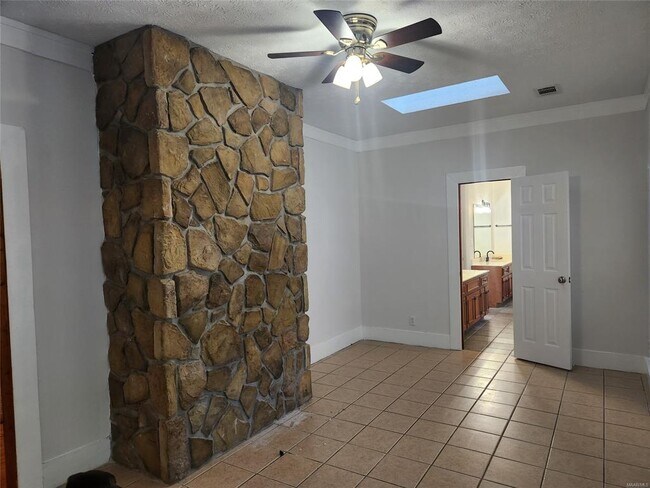 Building Photo - 1174 Old Prattville Rd