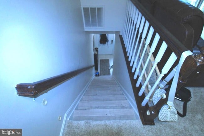 Building Photo - 7863 Apache Ridge Ct