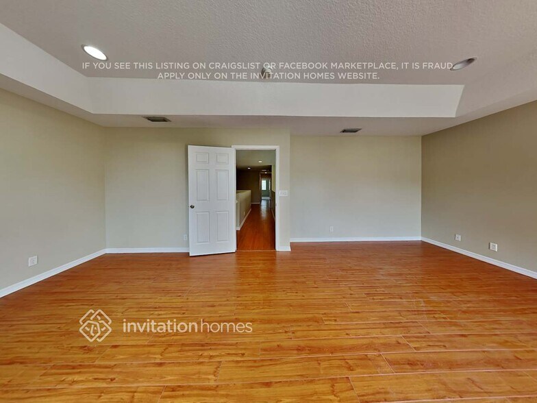 Building Photo - 5817 NW 125th Ave